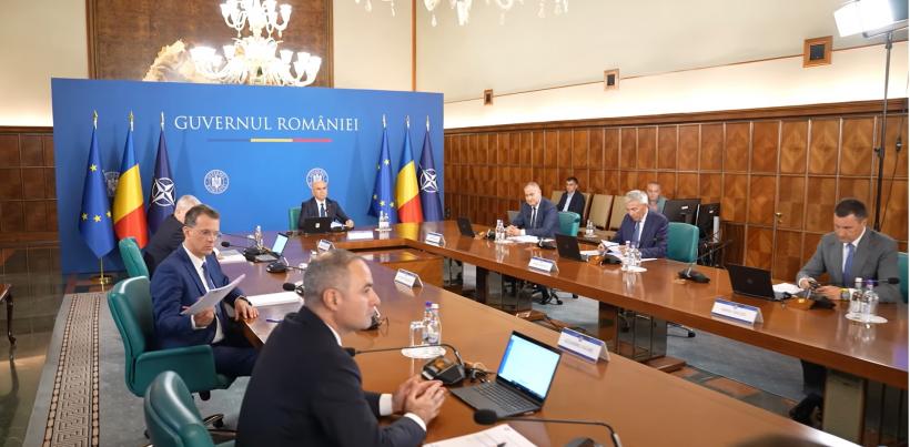 Primul act al Guvernului Bolojan, inutil și lovit de nulitate. Ordonanța pentru înființarea celor 5 funcții de vicepremier, semnată de cei 5 vicepremieri